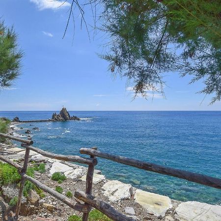 Nice Apartment In Moneglia With House Sea View Exterior photo